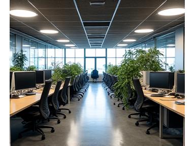 Spațiu birou înainte de optimizarea wellness